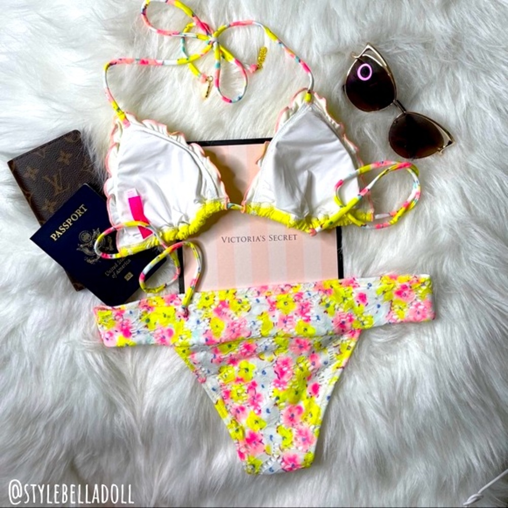 🆕Victoria’s Secret Floral Lace Bikini Set - Picture 14 of 15